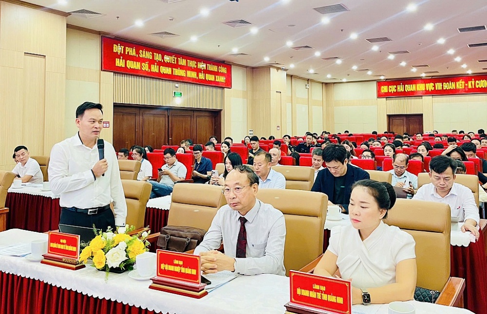 Hải quan khu vực VIII cùng doanh nghiệp hợp tác, đổi mới sáng tạo, phát triển