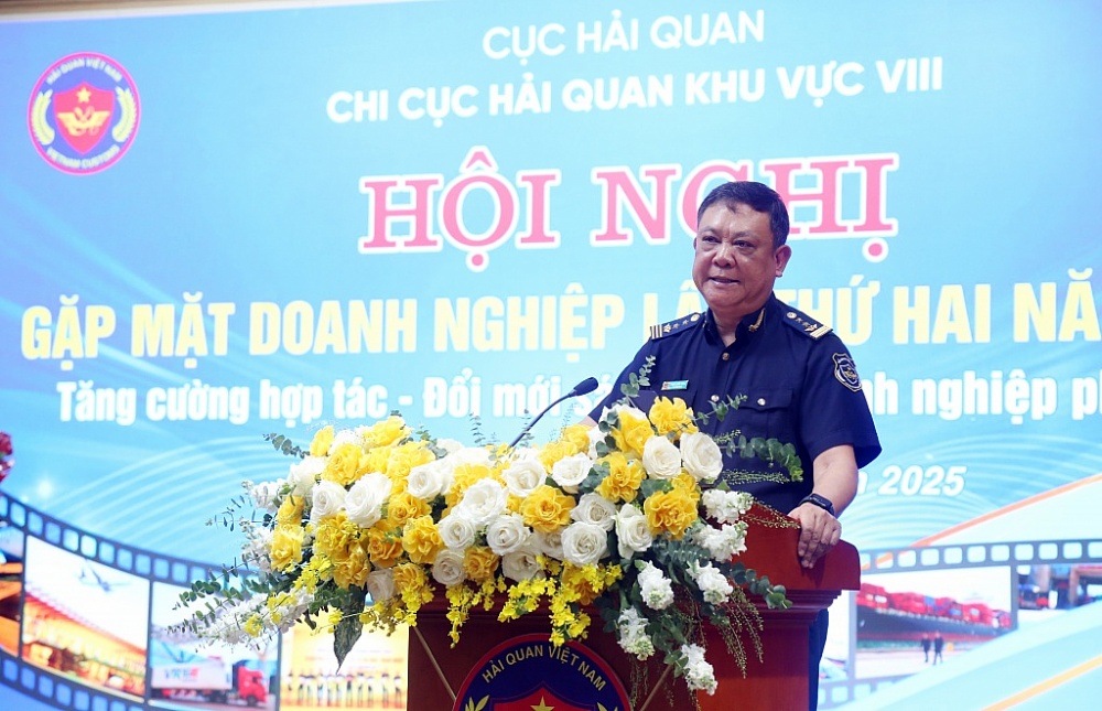 Hải quan khu vực VIII cùng doanh nghiệp hợp tác, đổi mới sáng tạo, phát triển