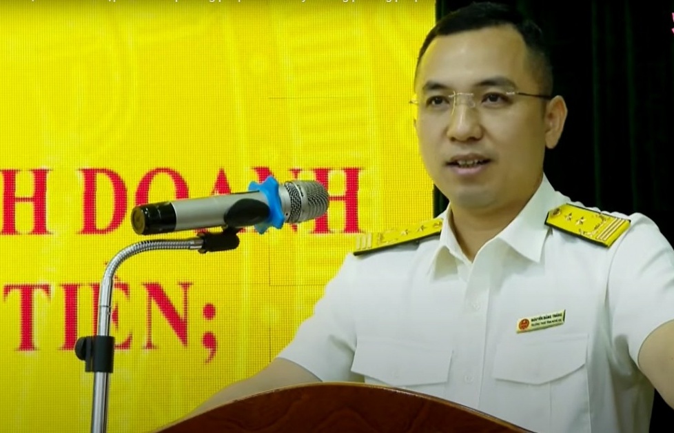 Thuế tỉnh Nghệ An triển khai chiến dịch 30 ngày đêm chuyển hộ kinh doanh nộp thuế khoán sang kê khai
