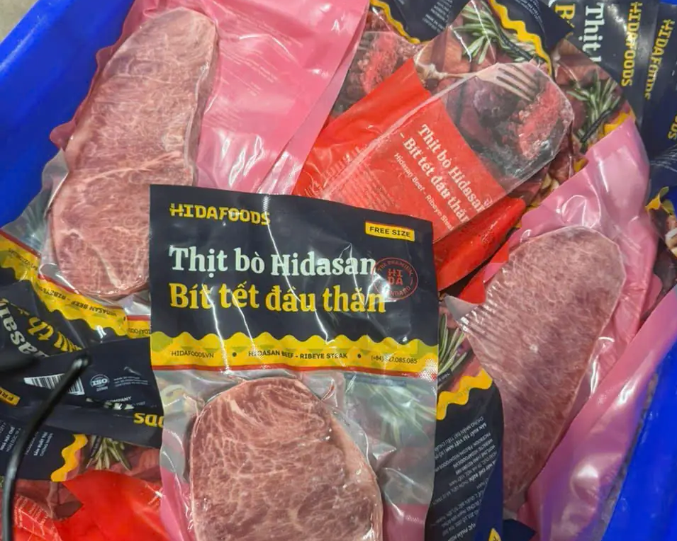 Bắt giam 4 đối tượng sản xuất thịt trâu giả thịt bò Wagyu