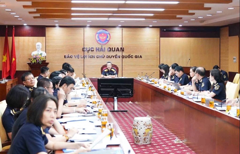 Tích cực rà soát, bổ sung quy định về xử lý vi phạm hành chính trong lĩnh vực hải quan