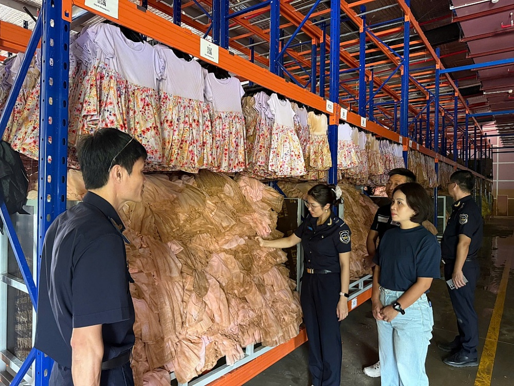 Hải quan Thái Nguyên thăm hỏi, động viên doanh nghiệp khắc phục hậu quả bão lũ