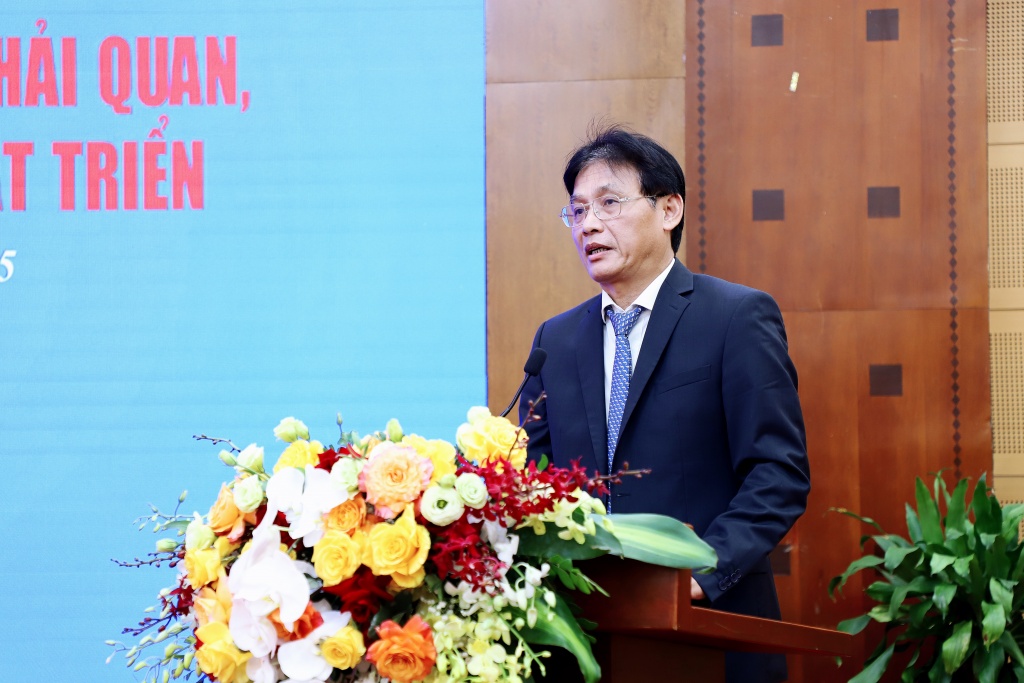 Chùm ảnh: Tọa đàm “Hoàn thiện chính sách thuế, hải quan, thúc đẩy doanh nghiệp phát triển” Chùm ảnh: Tọa đàm “Hoàn thiện chính sách thuế, hải quan, thúc đẩy doanh nghiệp phát triển”