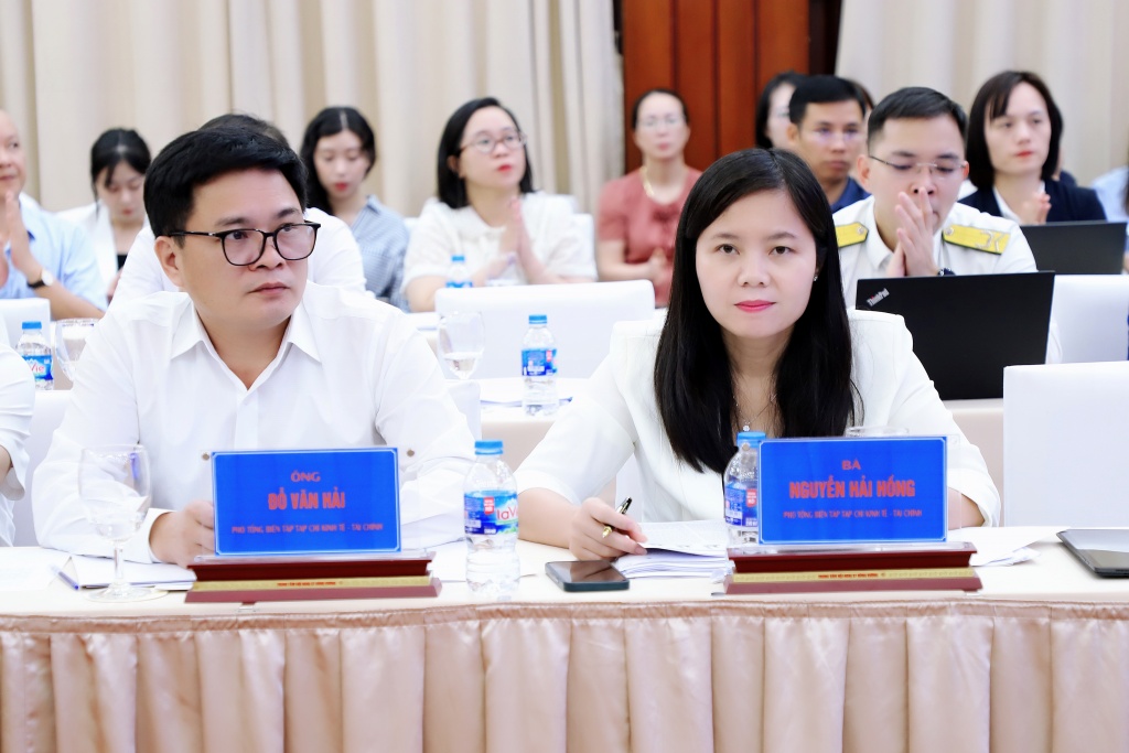 Chùm ảnh: Tọa đàm “Hoàn thiện chính sách thuế, hải quan, thúc đẩy doanh nghiệp phát triển” Chùm ảnh: Tọa đàm “Hoàn thiện chính sách thuế, hải quan, thúc đẩy doanh nghiệp phát triển”