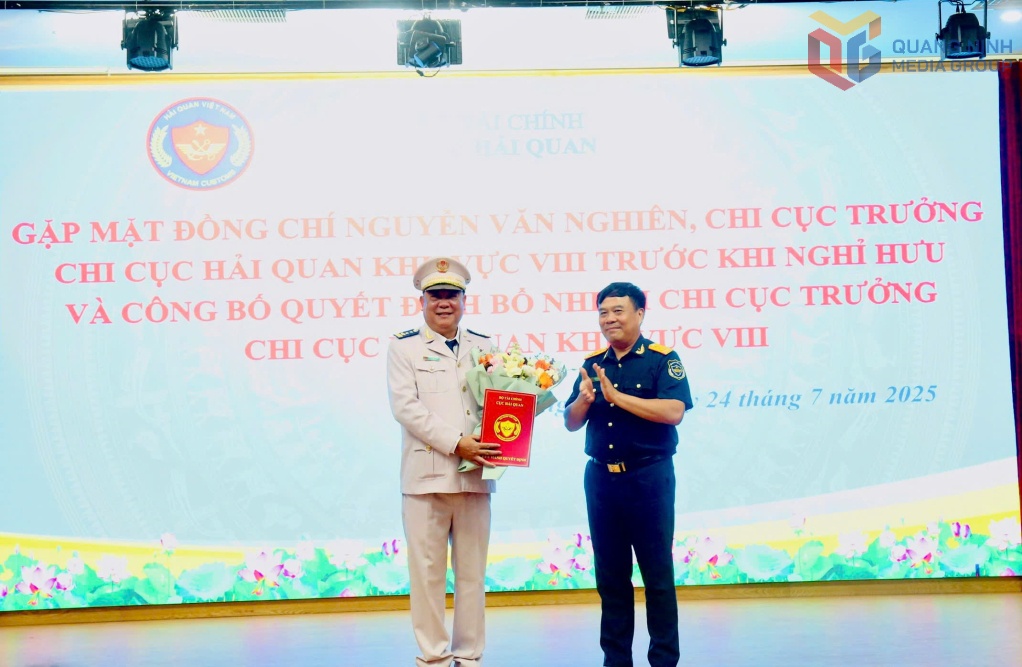 4 cán bộ đã, đang công tác trong ngành Hải quan tham gia cấp ủy tỉnh, thành phố