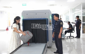 Hải quan khu vực XVII: Chủ động kiểm soát biên giới, siết buôn lậu dịp cuối năm