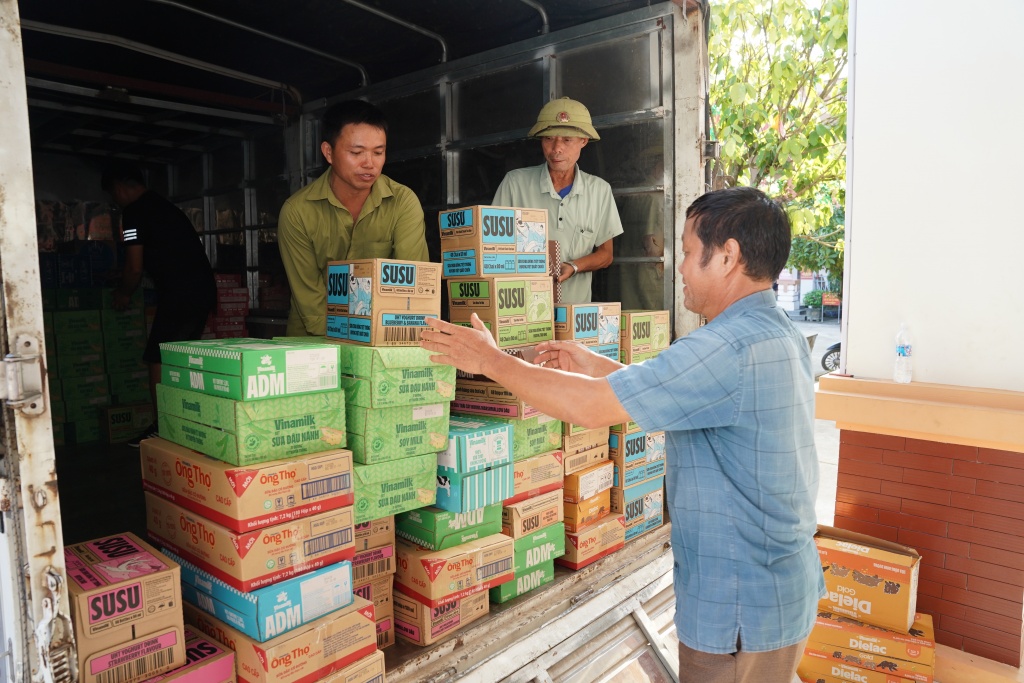 Vinamilk cùng cộng đồng viết tiếp hành trình sẻ chia