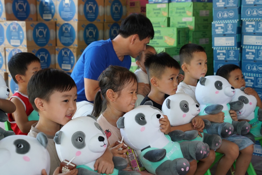 Vinamilk cùng cộng đồng viết tiếp hành trình sẻ chia