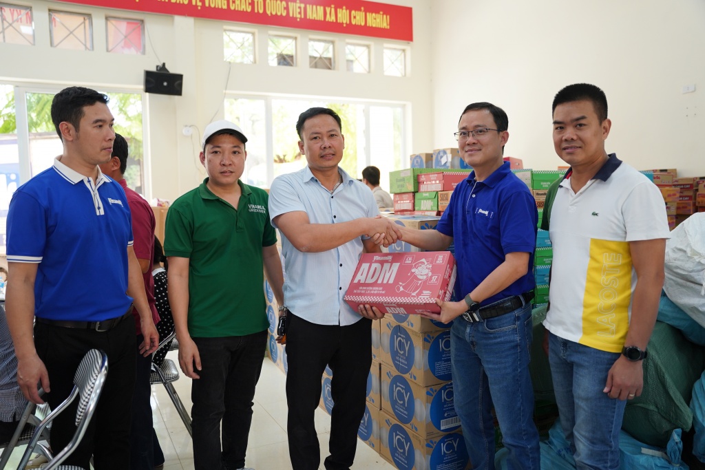 Vinamilk cùng cộng đồng viết tiếp hành trình sẻ chia