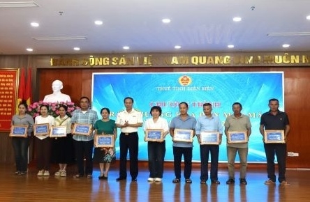 Thuế tỉnh Điện Biên: công khai kết quả 42 hóa đơn may mắn của quý I, quý II/2025