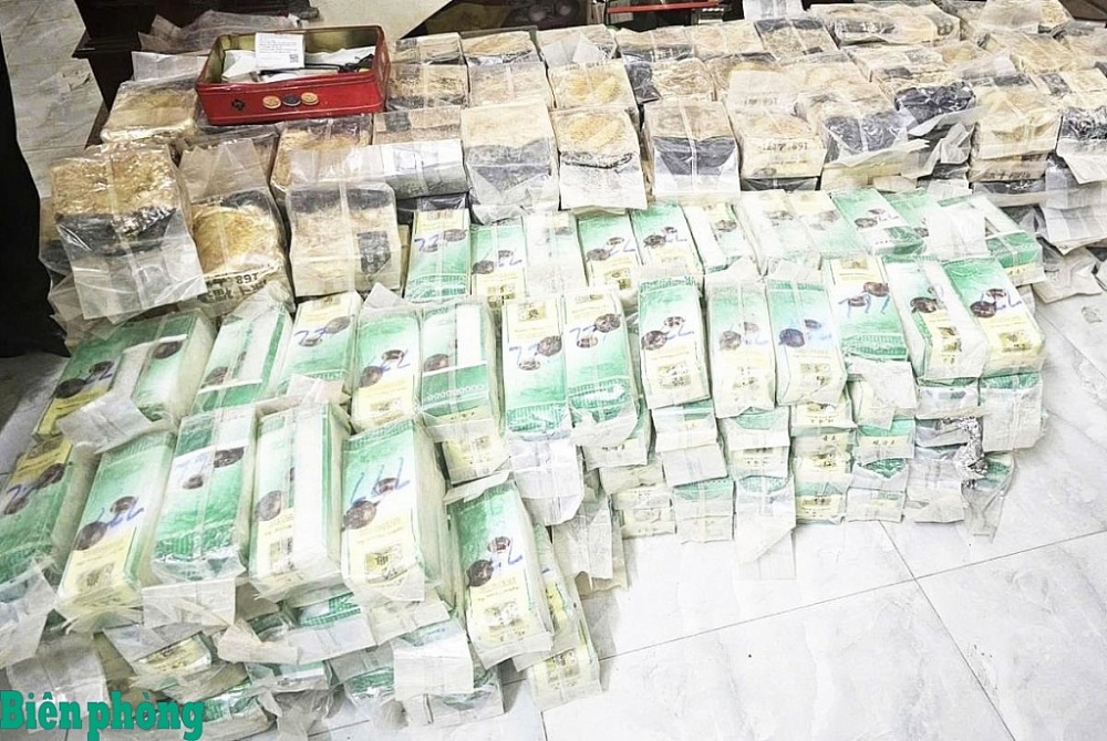 Tang vật trong Chuyên án A825p.  Tang vật trong Chuyên án A825p.