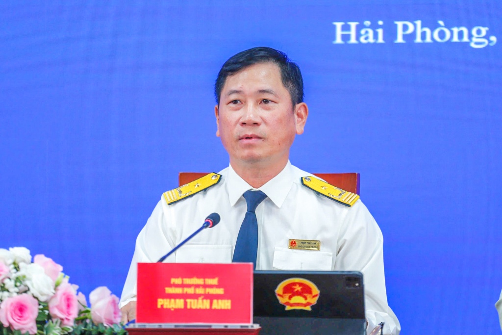 Thuế Hải Phòng gỡ vướng cho người dân chuyển đổi từ thuế khoán sang kê khai Thuế Hải Phòng gỡ vướng cho người dân chuyển đổi từ thuế khoán sang kê khai