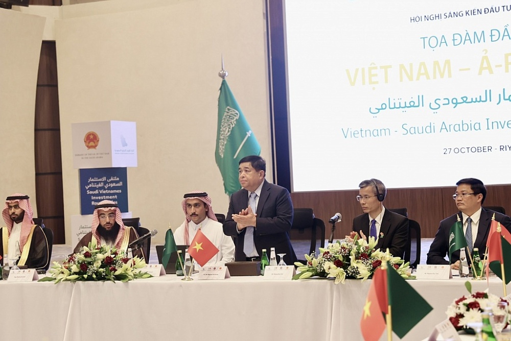 Lấy hợp tác kinh tế làm trọng tâm, đưa quan hệ Việt Nam – Saudi Arabia lên tầm cao mới Lấy hợp tác kinh tế làm trọng tâm, đưa quan hệ Việt Nam – Saudi Arabia lên tầm cao mới