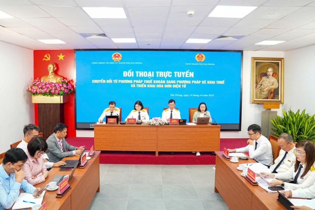 Thuế Hải Phòng gỡ vướng cho người dân chuyển đổi từ thuế khoán sang kê khai Thuế Hải Phòng gỡ vướng cho người dân chuyển đổi từ thuế khoán sang kê khai