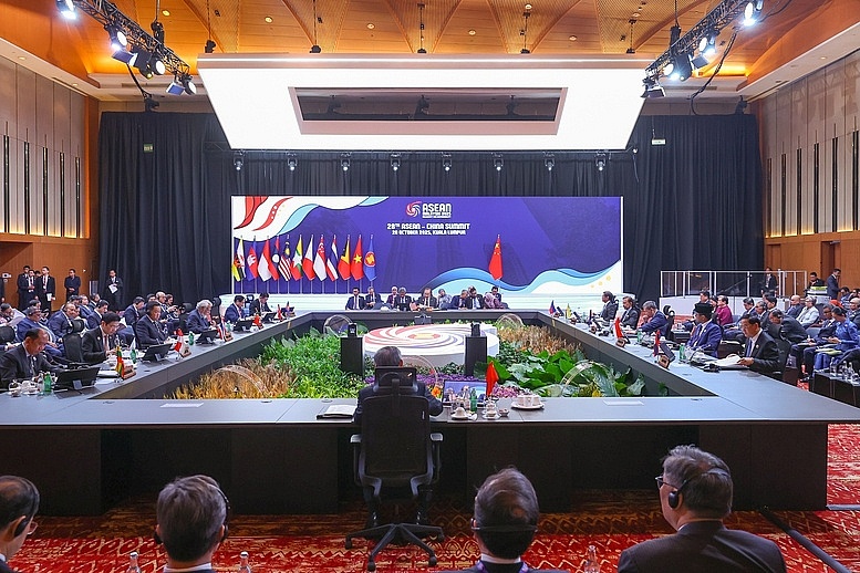 Thúc đẩy mạnh mẽ quan hệ ASEAN-Trung Quốc thời gian tới