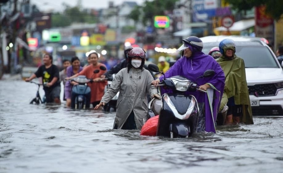 Nhẹ gánh âu lo nhờ MB bảo vệ nguồn thu nhập mùa bão Nhẹ gánh âu lo nhờ MB bảo vệ nguồn thu nhập mùa bão