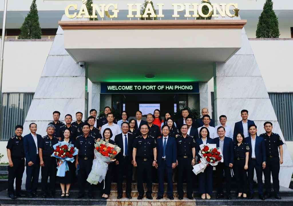 Hải quan khu vực III và cảng Hải Phòng ký kết quy chế phối hợp Hải quan khu vực III và cảng Hải Phòng ký kết quy chế phối hợp