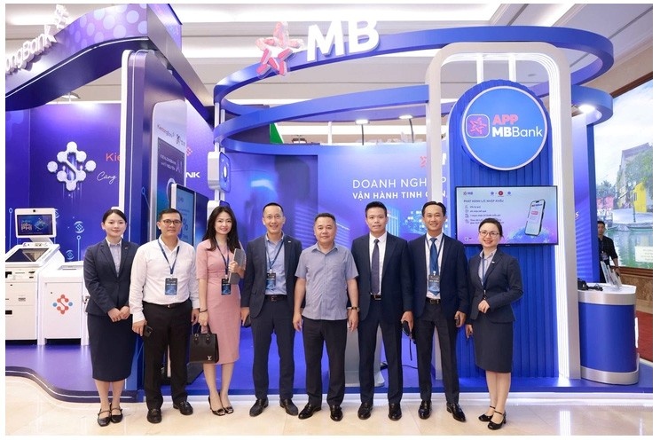 MB đẩy mạnh chuyển đổi số, kiến tạo hệ sinh thái tài chính thông minh MB đẩy mạnh chuyển đổi số, kiến tạo hệ sinh thái tài chính thông minh