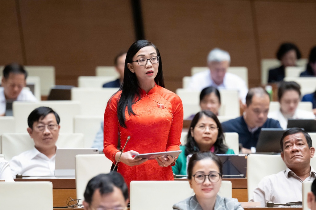 Cần mở rộng thuế, phí môi trường với nguồn gây ô nhiễm, chất thải khó tái chế Cần mở rộng thuế, phí môi trường với nguồn gây ô nhiễm, chất thải khó tái chế