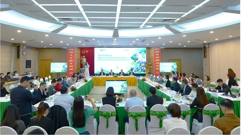 Chuyển đổi kép: Động lực thúc đẩy doanh nghiệp tăng trưởng nhanh và bền vững