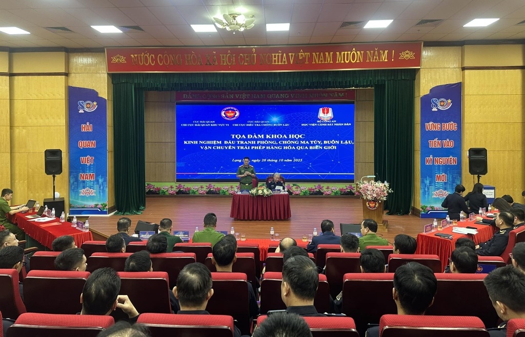 Hải quan khu vực VI trao đổi kinh nghiệm đấu tranh với tội phạm