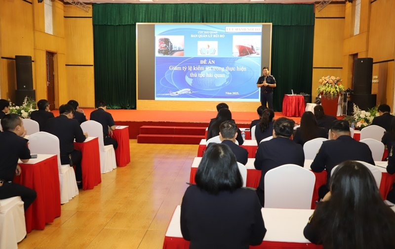 Hải quan khu vực X tập huấn công tác quản lý rủi ro Hải quan khu vực X tập huấn công tác quản lý rủi ro