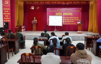 Hải quan Hoành Mô phối hợp tuyên truyền pháp luật cho cư dân biên giới