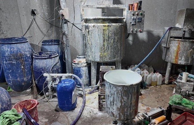 Tạm giữ hàng nghìn sản phẩm mỹ phẩm giả