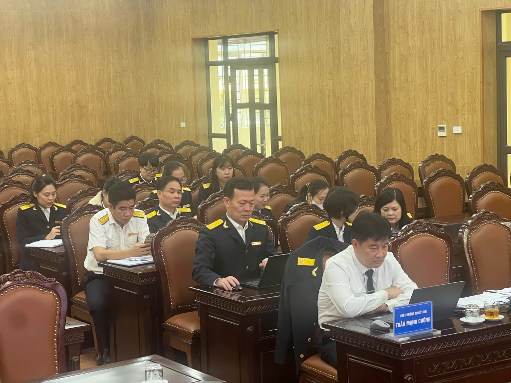 Thuế tỉnh Lai Châu: Tham gia tập huấn hệ thống lưu trữ tài liệu điện tử