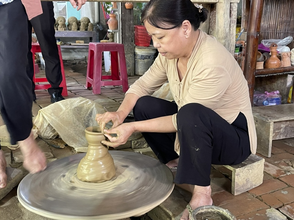 Người phụ thuộc có thu nhập không quá 1 triệu đồng/tháng được giảm trừ gia cảnh Người phụ thuộc có thu nhập không quá 1 triệu đồng/tháng được giảm trừ gia cảnh