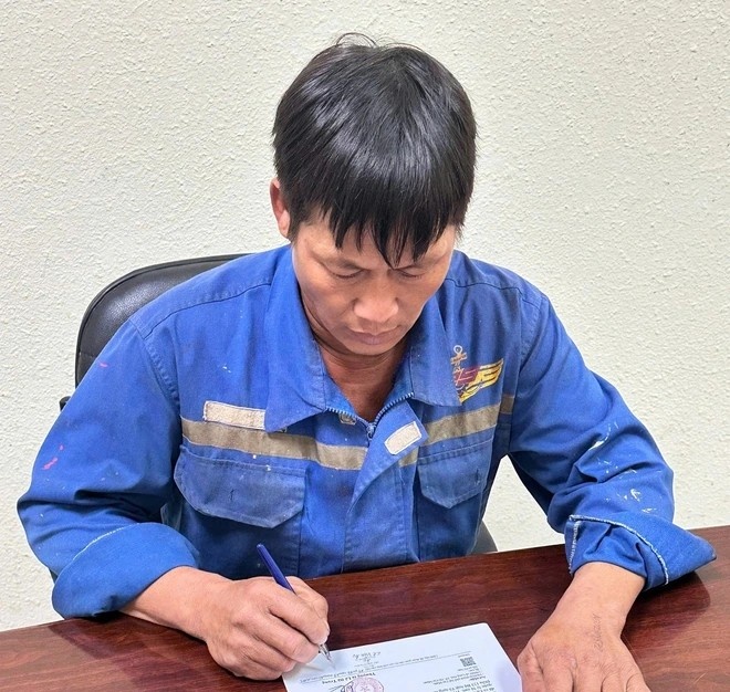 Đề nghị truy tố 2 đối tượng tổ chức cho thuyền viên xuất cảnh đánh bắt hải sản trái phép