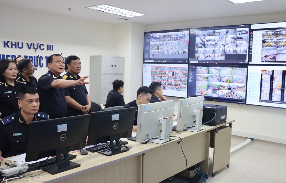 Hải quan khu vực III kiểm soát chặt chẽ hàng hóa có nhu cầu tiêu dùng cao dịp Tết