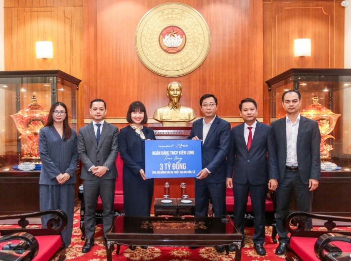 KienlongBank chung tay “Kết nối” đóng góp 3 tỷ đồng hướng về miền Trung