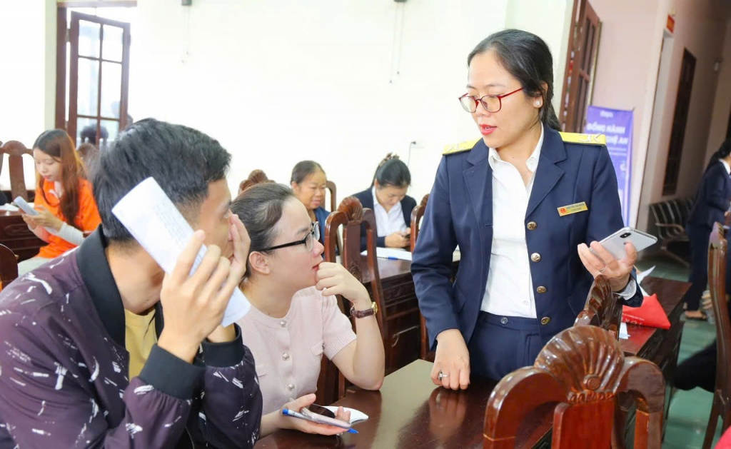 Bộ Tài chính đề nghị các địa phương “cầm tay chỉ việc” hỗ trợ hộ kinh doanh chuyển đổi