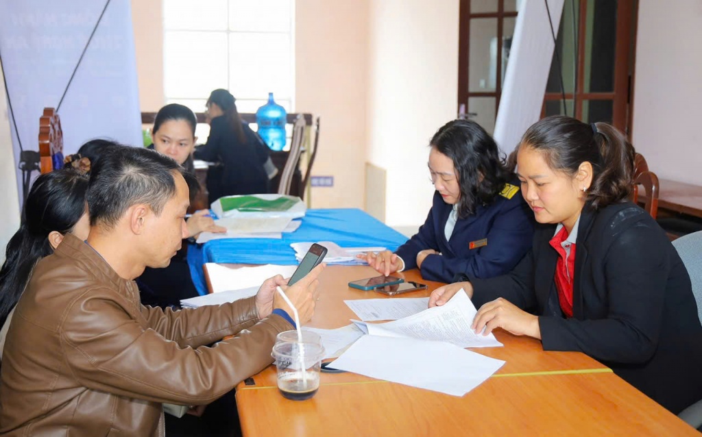 Bộ Tài chính đề nghị các địa phương “cầm tay chỉ việc” hỗ trợ hộ kinh doanh chuyển đổi