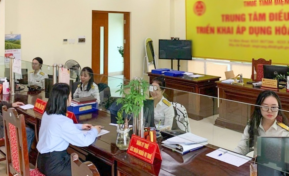 Thuế tỉnh Điện Biên đẩy mạnh hỗ trợ cá nhân kinh doanh xóa bỏ thuế khoán Thuế tỉnh Điện Biên đẩy mạnh hỗ trợ cá nhân kinh doanh xóa bỏ thuế khoán