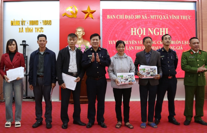 Xã Vĩnh Thực: đẩy mạnh tuyên truyền chính sách thuế và công tác chống buôn lậu