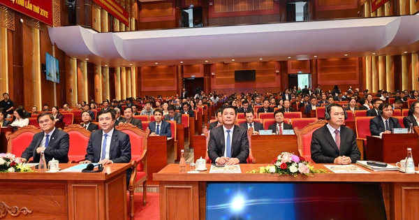 Việt Nam - Lào đẩy mạnh hợp tác phát triển thương mại biên giới Việt Nam - Lào đẩy mạnh hợp tác phát triển thương mại biên giới