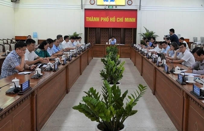 TP. Hồ Chí Minh: Phấn đấu thu ngân sách vượt 20% dự toán