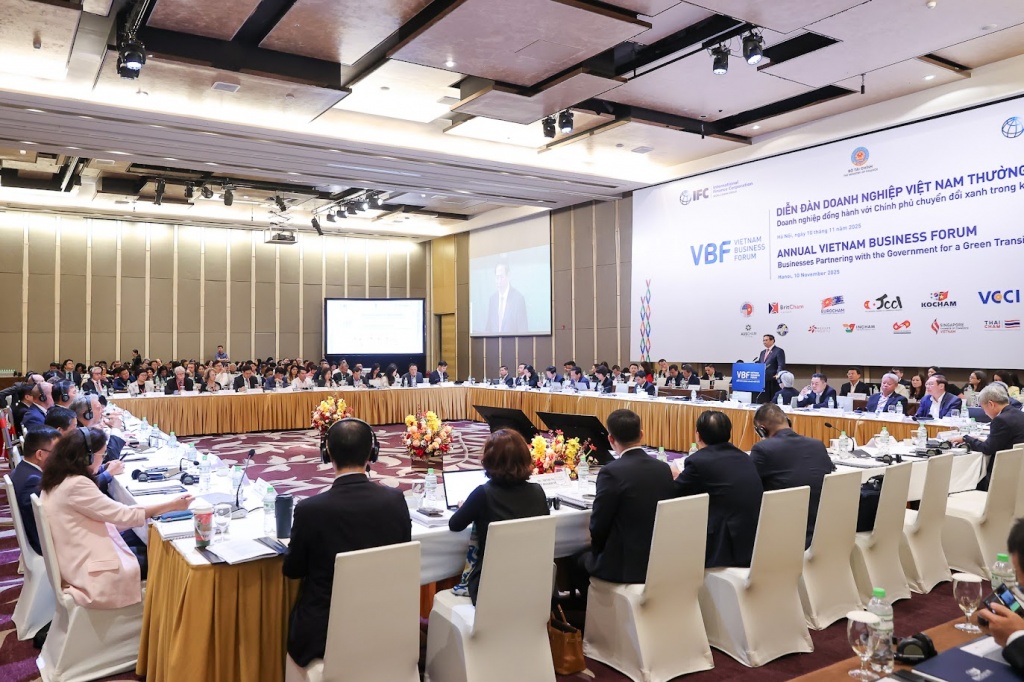 Cộng đồng doanh nghiệp hiến kế thúc đẩy chuyển đổi xanh tại Việt Nam