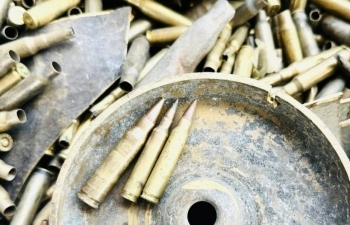 Công an Hải Phòng và Hải quan khu vực III đồng chủ trì bắt giữ hơn 25 tấn vỏ đạn quân dụng