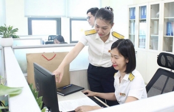 Thu ngân sách nội địa 10 tháng tăng trưởng ấn tượng