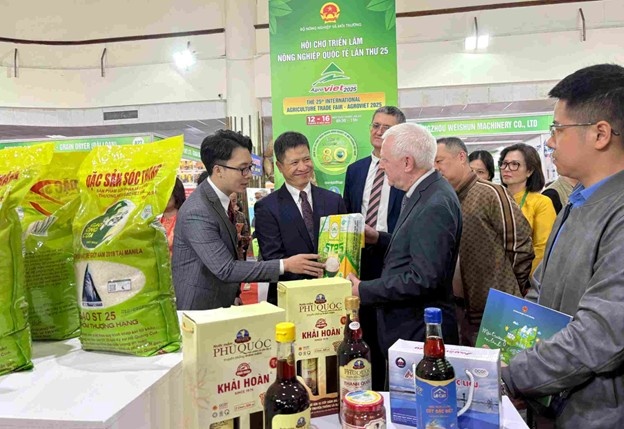 AgroViet 2025: Gần 250 gian hàng hội tụ tại Hà Nội AgroViet 2025: Gần 250 gian hàng hội tụ tại Hà Nội