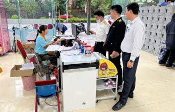 Ngành Thuế cam kết hỗ trợ hộ kinh doanh chuyển đổi từ thuế khoán sang kê khai thuận lợi, minh bạch