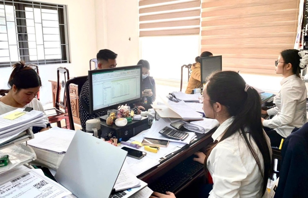 Hướng dẫn xác định thuế thu nhập cá nhân đối với tiền ăn trưa, ăn giữa ca