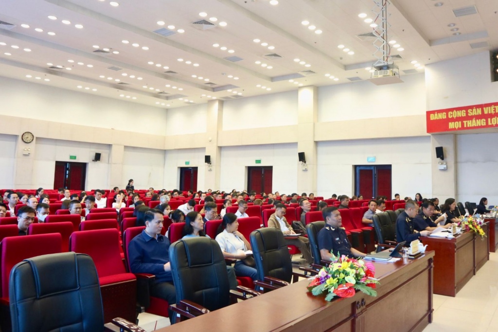 Hải quan khu vực XII chủ động tạo thuận lợi cho doanh nghiệp Hải quan khu vực XII chủ động tạo thuận lợi cho doanh nghiệp