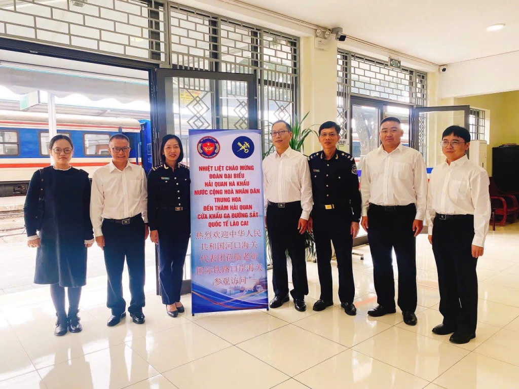 Hải quan khu vực VII tăng cường trao đổi nghiệp vụ với Hải quan Hà Khẩu, Trung Quốc Hải quan khu vực VII tăng cường trao đổi nghiệp vụ với Hải quan Hà Khẩu, Trung Quốc