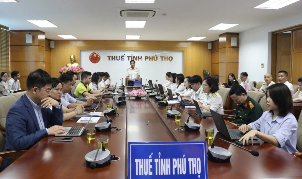 Thuế tỉnh Phú Thọ: Phổ biến quy định quản lý thuế đối với hộ kinh doanh khi xóa bỏ thuế khoán Thuế tỉnh Phú Thọ: Phổ biến quy định quản lý thuế đối với hộ kinh doanh khi xóa bỏ thuế khoán