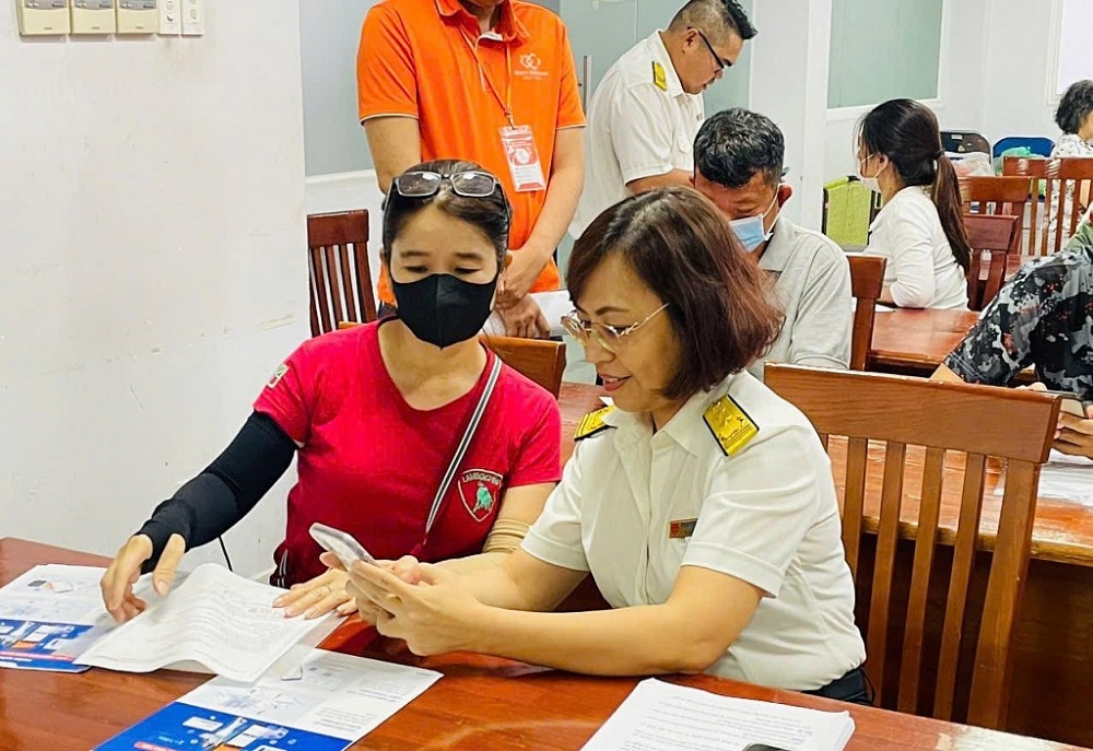 Thuế TP. Hồ Chí Minh: Phát triển các nền tảng điện tử hỗ trợ hộ, cá nhân kinh doanh