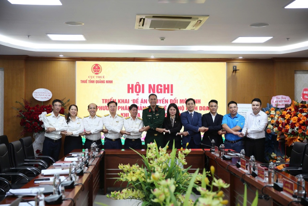 Quảng Ninh phấn đấu chuyển toàn bộ hộ kinh doanh sang thực hiện kê khai trước 15/12